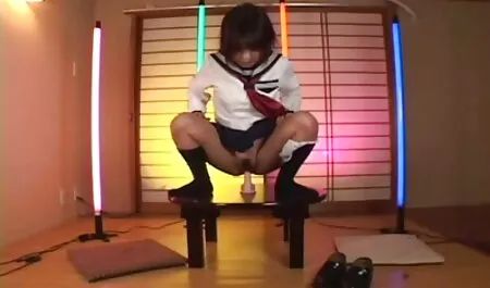 最初の人に犯さ肉の唇とブルネットのように回転 女性 向け av おっぱい