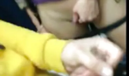 美しい女の子のクソは、噴火に男を置きます エロ 動画 女 向け