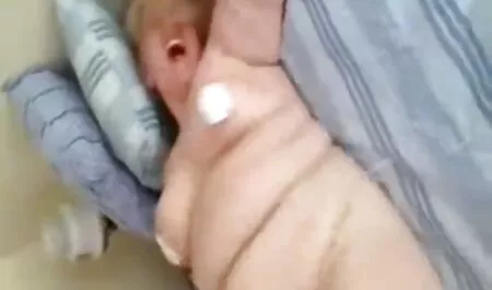 鶏肉は一口までスキップします。 えろ 動画 女 向け