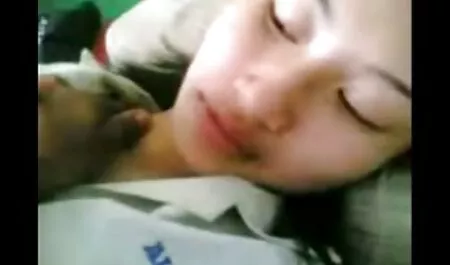 その落ち着きのない画家でbusty女性 女 向け エロ 動画