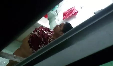 を大幅に入れの彼女のお尻の下には厚手のケーブルボルト 女 の ため の アダルト ビデオ