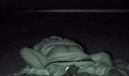 茶色の髪の女の子は男のダブル浸透にはまっていました エロ 動画 女性 安心