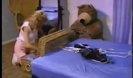ロシアの十代のレリッシュホット来る音楽 女性 動画 h