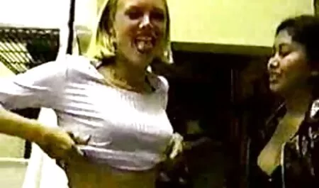 ポルノエージェントfucksのお尻の若い幅と小さなおっぱい 女性 向け エロゲ 動画